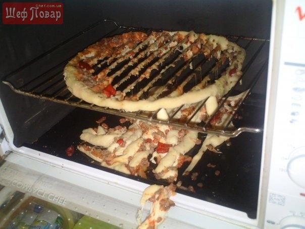 Пицца на решетке в духовке