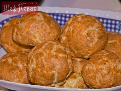 Пряные эклеры с сыром