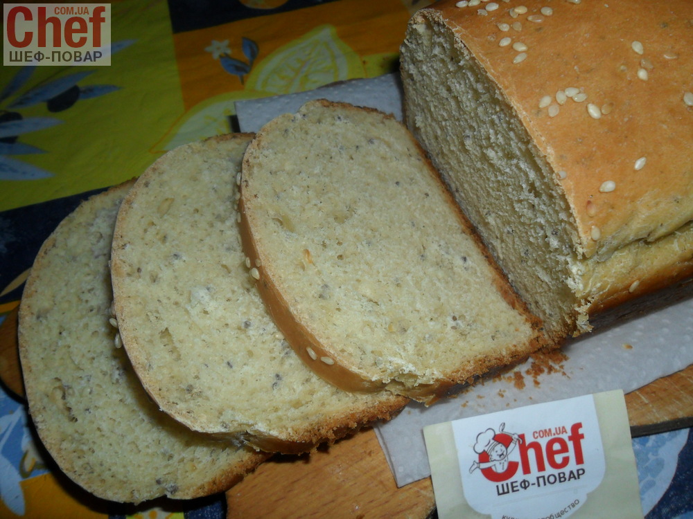 Хлеб с чиа и хмели-сунели