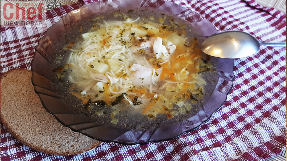 Суп из куриных голеней с вермишелью